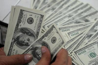 Tỷ giá ngày 8/4: Đồng USD tại các ngân hàng thương mại vượt mốc 26.000 đồng