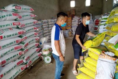 Giá phân bón tiếp tục xu hướng tăng