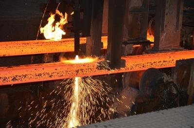 Thị giá tăng trần 10 phiên liên tiếp, VCA nói “ngoài tầm kiểm soát”