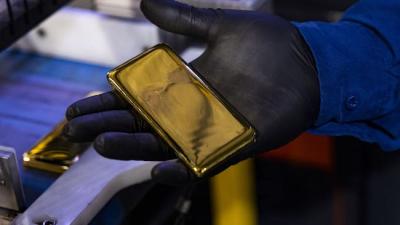 Vàng thế giới tăng 4 tháng liên tiếp