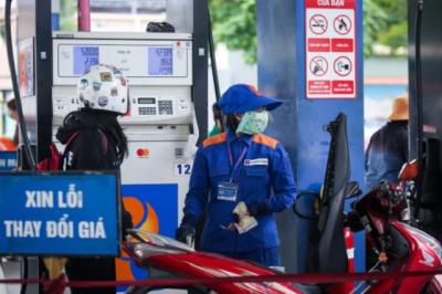 Giá xăng RON 95 tăng lần thứ 2 liên tiếp