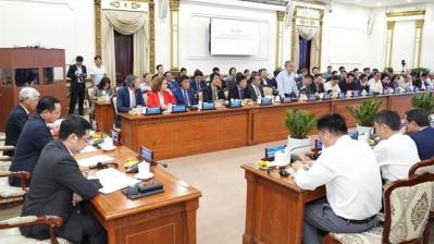 Đề xuất xây trung tâm bán hàng giảm giá ở TP.HCM để thu hút du khách mua sắm
