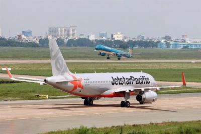 Vietnam Airlines và Jetstar Pacific bị thu hồi loạt slot