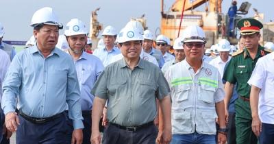 Thủ tướng lần thứ 8 kiểm tra sân bay Long Thành, yêu cầu cơ bản hoàn thành vào 19/12/2025