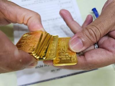 Sáng 7-6, giá vàng miếng SJC, vàng nhẫn bất ngờ giảm sâu