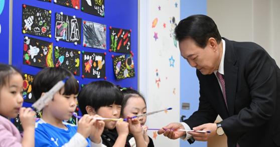 Hàn Quốc cắt giảm giáo viên vì số lượng học sinh giảm dần