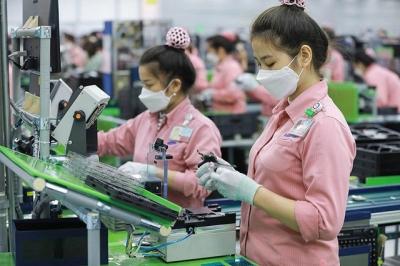 Kinh tế Việt Nam: Đừng chỉ nhìn con số ''màu hồng''