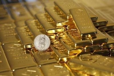 Vàng thế giới tăng khi đồng USD và dữ liệu kinh tế Mỹ suy yếu