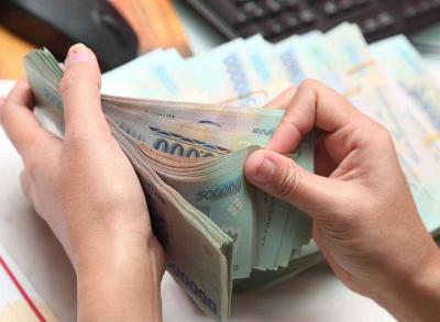 Tiền gửi dân cư vào ngân hàng đạt gần 7.8 triệu tỷ đồng