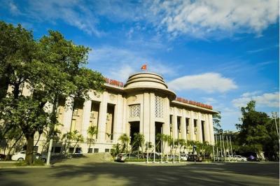 NHNN rút ròng nhẹ trên thị trường mở, lãi suất liên ngân hàng nhích tăng