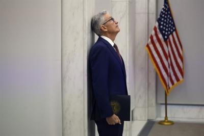Fed đối mặt câu hỏi có nên giảm lãi suất hay không?