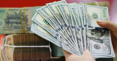 Giá USD tự do đảo chiều tăng mạnh