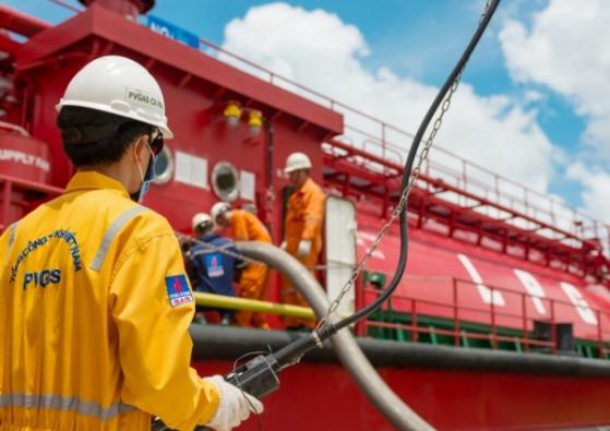 GAS chốt trả cổ tức bằng tiền 2022 tỷ lệ 36%, phát hành thêm 383 triệu cổ phiếu