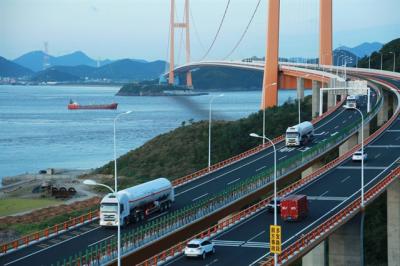Trung Quốc tiếp tục gom mạnh khí đốt trên toàn cầu