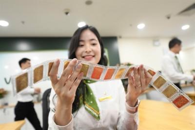 Giá vàng bất ngờ vọt tăng
