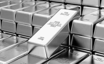 Giá bạc bứt phá đánh dấu bước ngoặt lịch sử sau hơn một thập kỷ đi ngang
