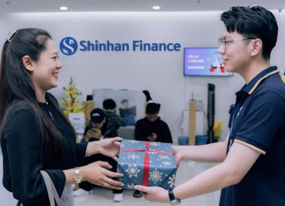 Shinhan Finance lỗ hơn 460 tỷ đồng