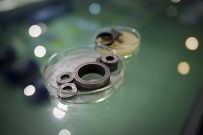 Ford đóng cửa nhà máy Mỹ 3 tuần vì thiếu nam châm từ Trung Quốc