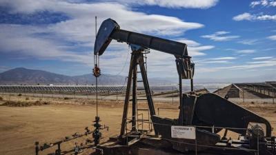 Dầu WTI chạm mốc 80 USD/thùng sau gần 4 tháng