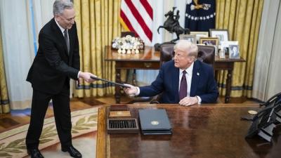 Trump ký sắc lệnh lập quỹ dự trữ Bitcoin chiến lược, giá Bitcoin vẫn giảm