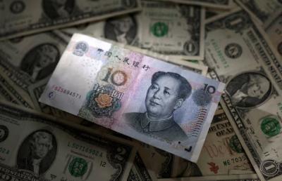 Đồng USD tăng vọt, đồng Nhân dân tệ chạm đáy kỷ lục sau động thái áp thuế của Trump