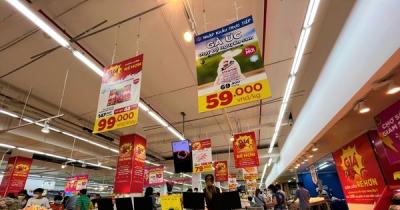 Gà ngoại giá rẻ đang 'giết chết' gà trong nước