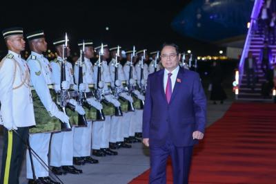 Thủ tướng Phạm Minh Chính đến Malaysia dự Hội nghị Cấp cao ASEAN