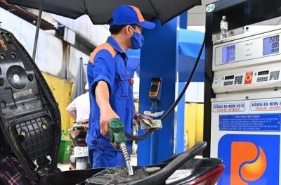 Giá xăng RON 95 được điều chỉnh tăng lần thứ 3 liên tiếp