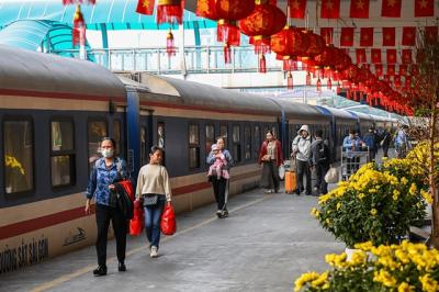 Tàu hỏa ở đâu trong bản đồ giao thông cao điểm?