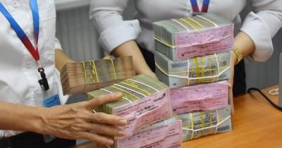 Tìm thuốc chữa bệnh "ngân hàng thừa tiền"