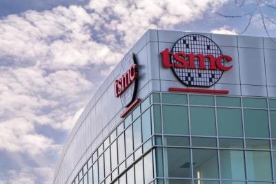 Cổ phiếu TSMC chạm đỉnh lịch sử, sắp có năm ấn tượng nhất kể từ 1999 nhờ AI