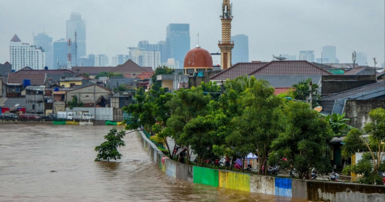 Thủ đô Indonesia hạn chế người dân sử dụng nước ngầm