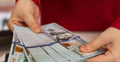 Giá USD ngân hàng và USD tự do hôm nay quay đầu giảm mạnh