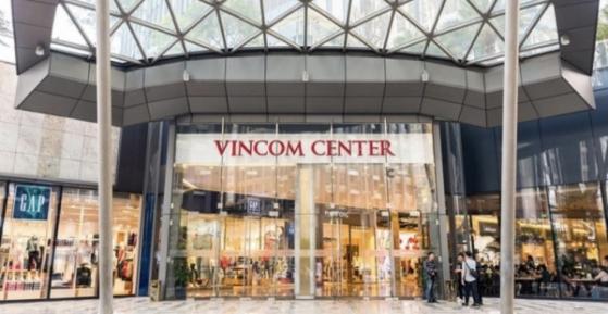 Mua gì hôm nay? Vincom Retail (VRE): Sức bật hồi phục từ bất động sản và bán lẻ