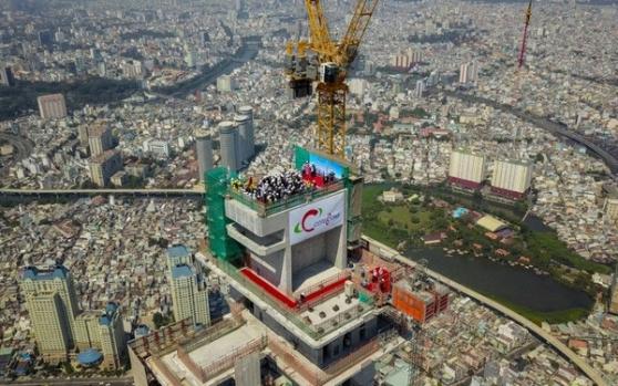 Chuyện ngành xây dựng "ai lì hơn người đấy thắng": Cổ phiếu doanh nghiệp trượt thầu bay cao, nhóm trúng thầu giảm mạnh