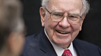 Berkshire Hathaway của Warren Buffett vượt mặt S&P 500, cổ phiếu tăng trưởng 9 năm liên tiếp