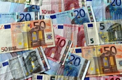 Kinh tế Eurozone tiếp tục giảm mạnh trong tháng 10