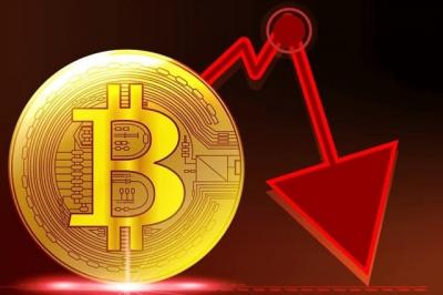 Bitcoin lại lao dốc 9% xuống gần 31,000 USD