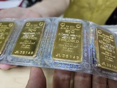 Giá vàng miếng SJC lại tăng dựng đứng, vượt mọi dự báo