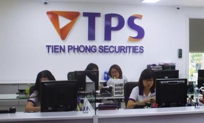 Tổ chức liên quan Chủ tịch TPS muốn gom thêm 7.5 triệu quyền mua cổ phiếu