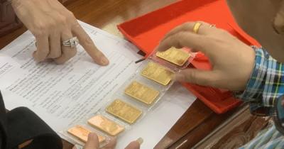 Sáng 8-11, giá vàng miếng SJC, vàng nhẫn cùng duy trì mốc cao