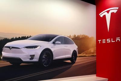 Tesla phải tự tay khai thác lithium để cứu chính mình