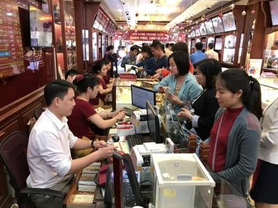 Vàng SJC tiếp tục tăng mạnh, giá bán ra lên ngưỡng 74,5 triệu đồng mỗi lượng