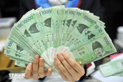 Hàn Quốc: Nợ công cao kỷ lục dù áp dụng chính sách 'thắt lưng buộc bụng'