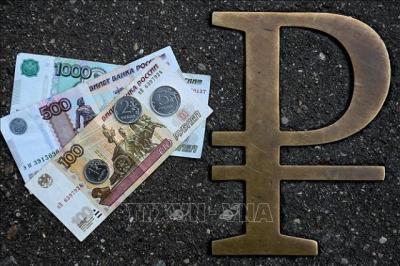 Sau tuyên bố của Tổng thống Nga, giá đồng ruble tăng vọt