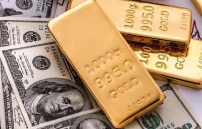 Vàng lập kỷ lục trên 2,930 USD, đồng USD tăng sau tuyên bố áp thuế từ Trump