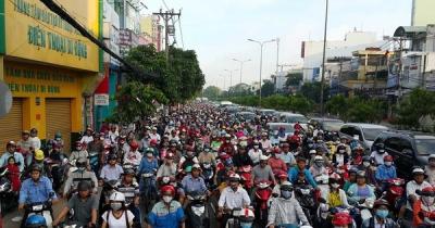 Bỏ bảo hiểm xe máy: Bộ Tài chính nói không, cử tri 'gõ cửa' Bộ Giao thông