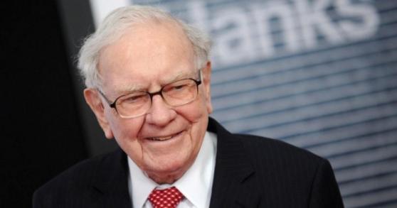 Một cổ phiếu giúp Buffett nhân đôi tài khoản dù hoạt động trong ngành ông từng gọi là lừa đảo