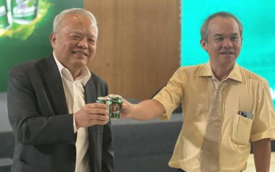 Sau nuôi heo ăn chuối, bầu Đức ấp ủ thương hiệu rượu "Carabao – Hoàng Anh Gia Lai"