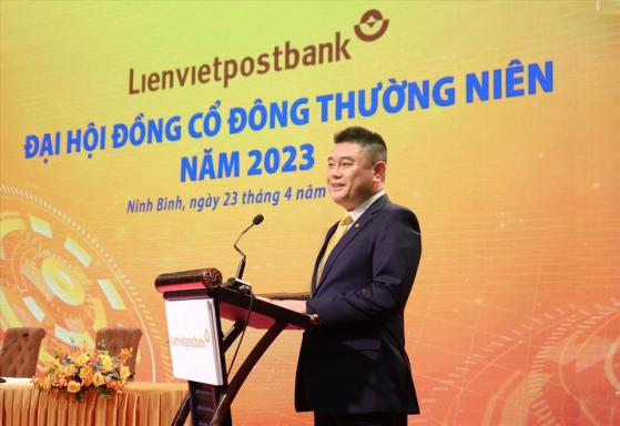 ĐHCĐ LienVietPostBank 2023: Trả cổ tức tỷ lệ 19%, mua ‘đứt’ tòa nhà Thaiholdings